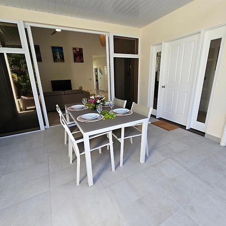 Cozy House In A Private Complex Villa Paea Exterior photo